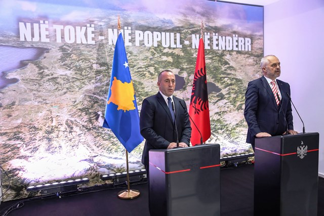 Unifikimi doganor Shqiperi - Kosove, KLSH: Pala shqiptare u terhoq